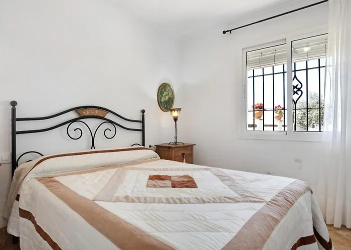 Casa Mari Carmen 1 *